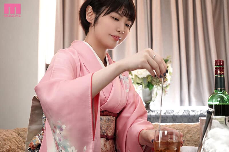japan av คุณนายแม่ลูกอ่อนโดนเย็ดอย่างถึงใจในชุดกิโมโน MIFD-538 1
